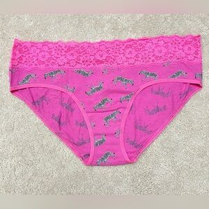 New Victoria’s Secret Pink Zebra Lace Trim Stretch Cotton Hiphugger Panties XL